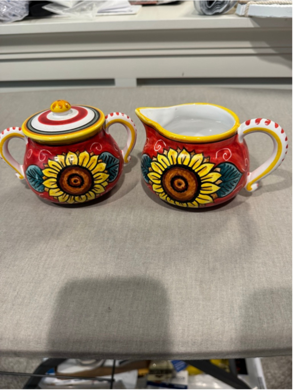 SBERNA DERUTA Red & Yellow Floral Creamer & Sugar Set One Size